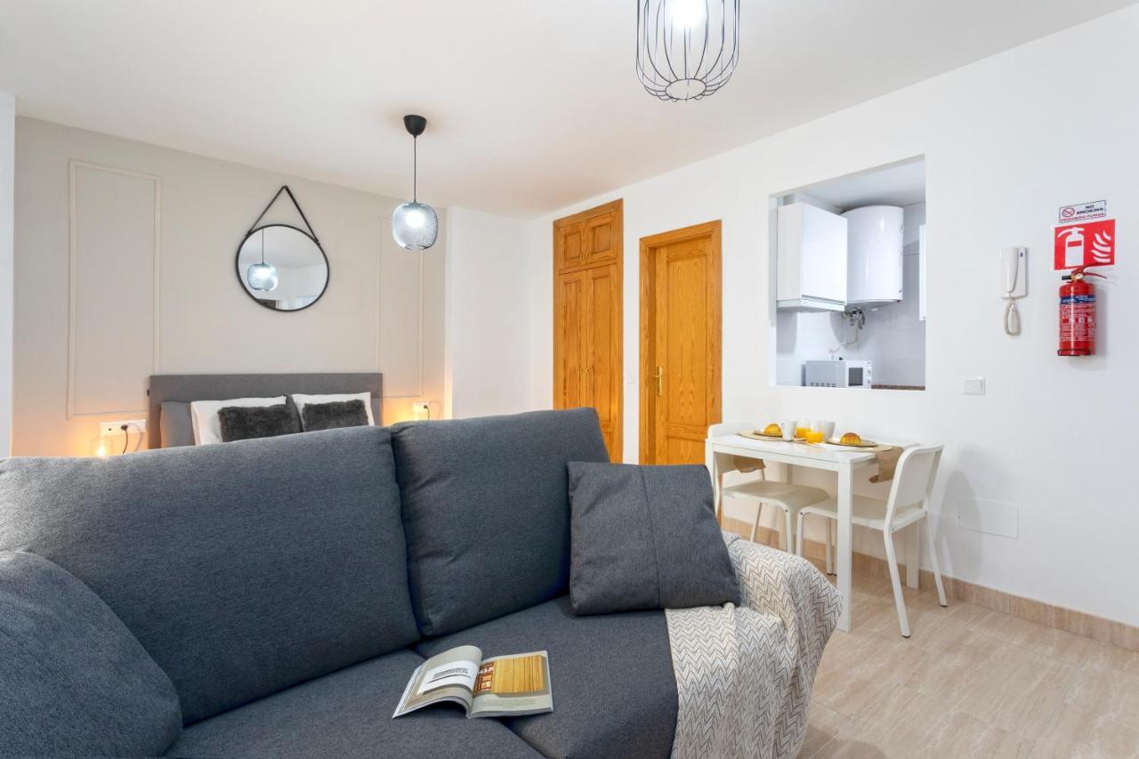 Laterraza De Ollerias Apartment มาลากา ภายนอก รูปภาพ